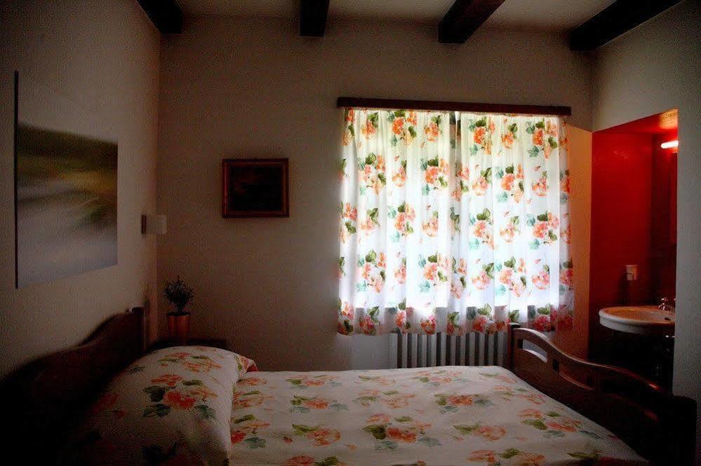 Punta Del Corno Agriturismo San Felice del Benaco Eksteriør billede